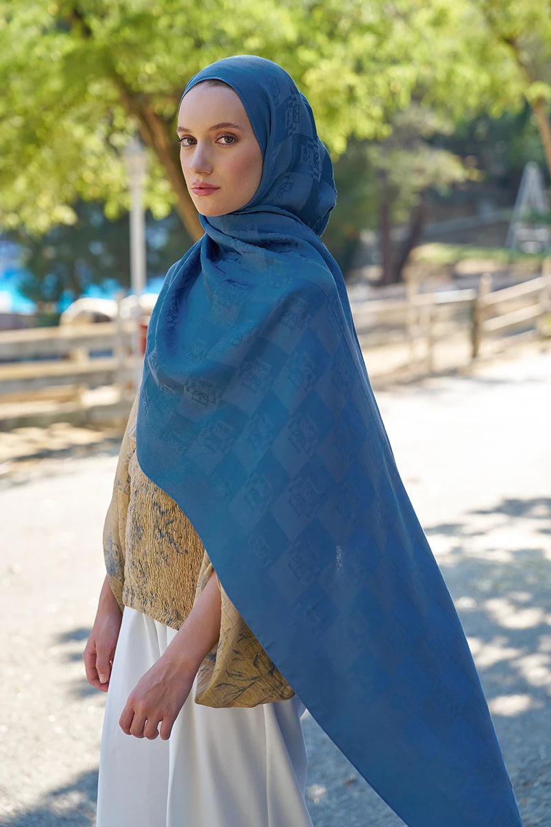 Naia Cotton Monogram Pattern Shawl - Indigo