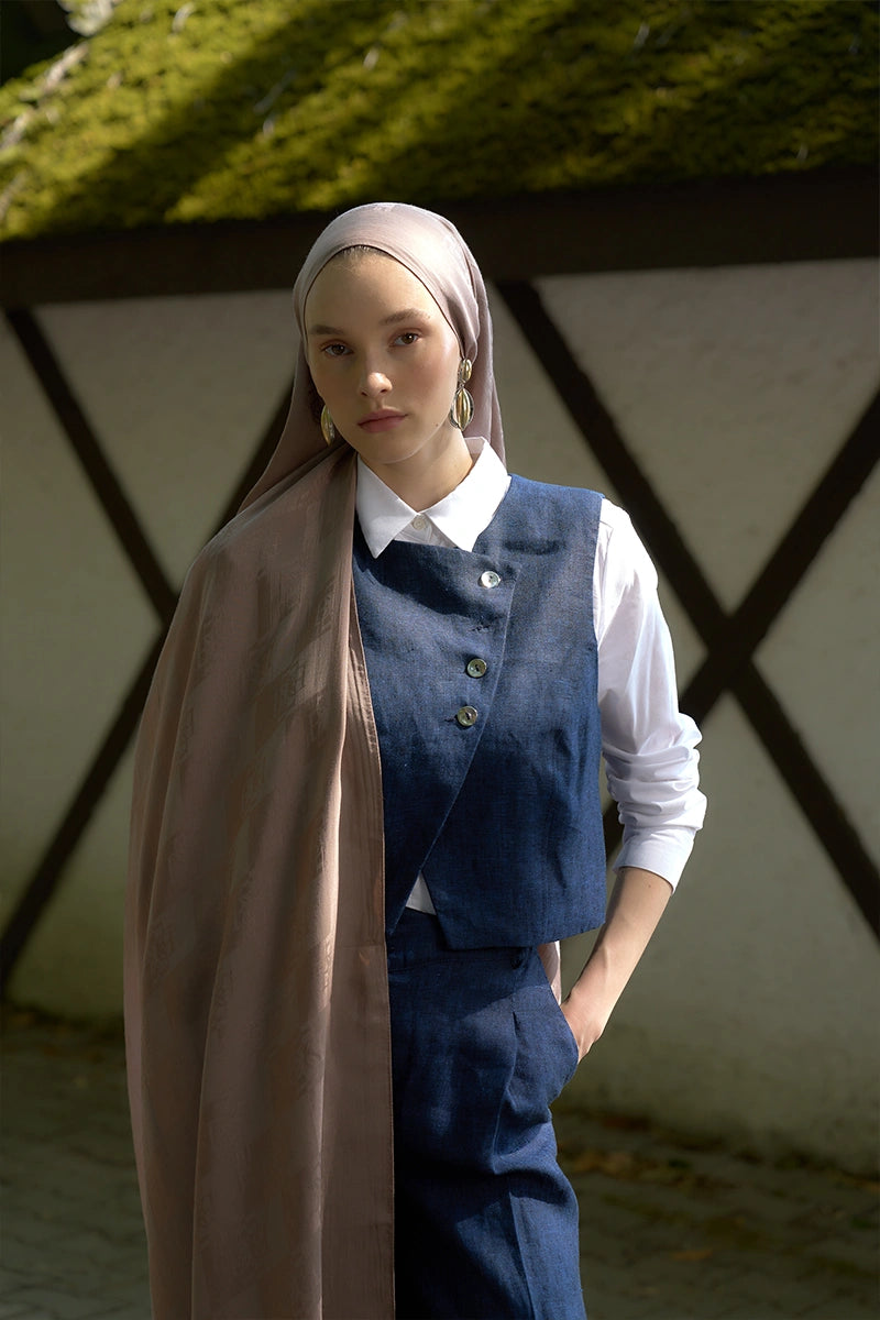 Naia Cotton Monogram Pattern Shawl - Mink