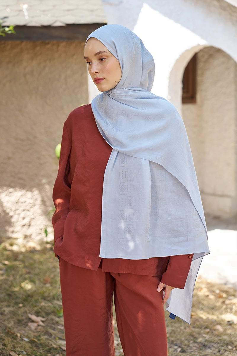 Naia Cotton Logo Pattern Shawl - Silver