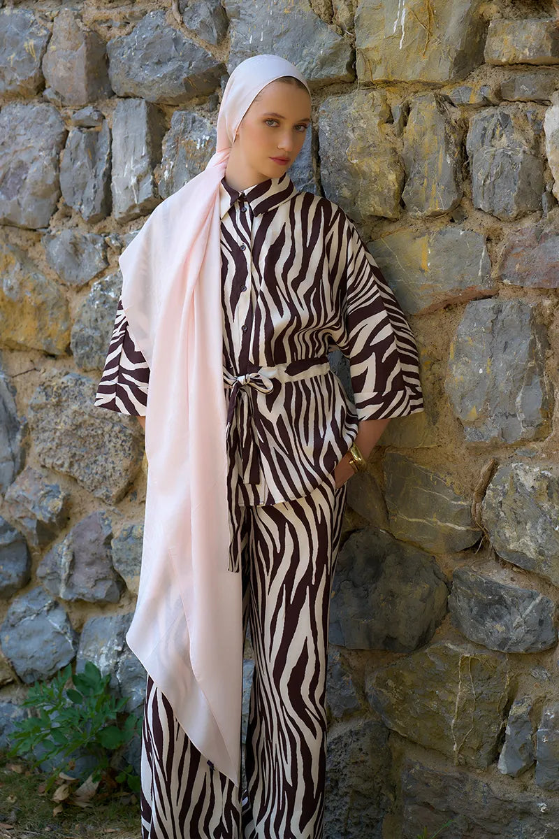 Naia Cotton Logo Pattern Shawl - Powder