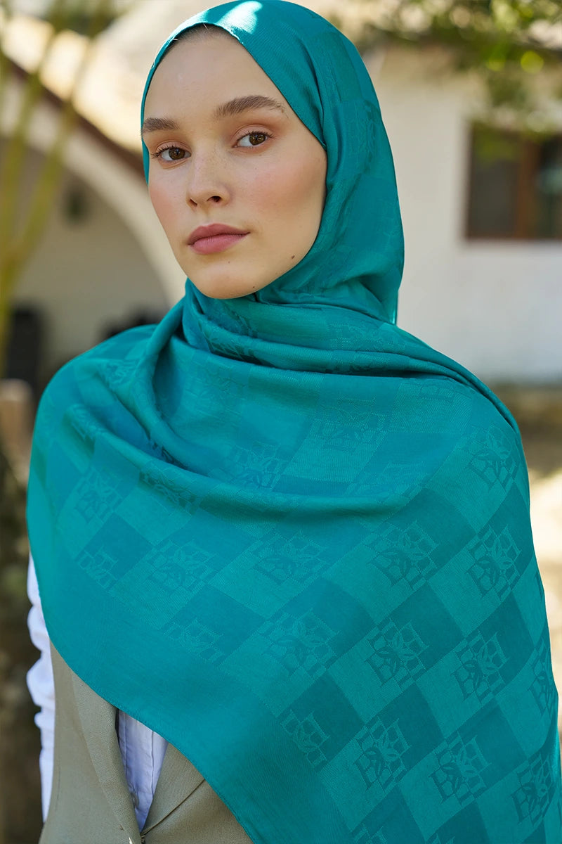 Naia Cotton Monogram Pattern Shawl - Benetton
