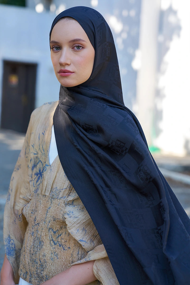 Naia Cotton Monogram Pattern Shawl - Black