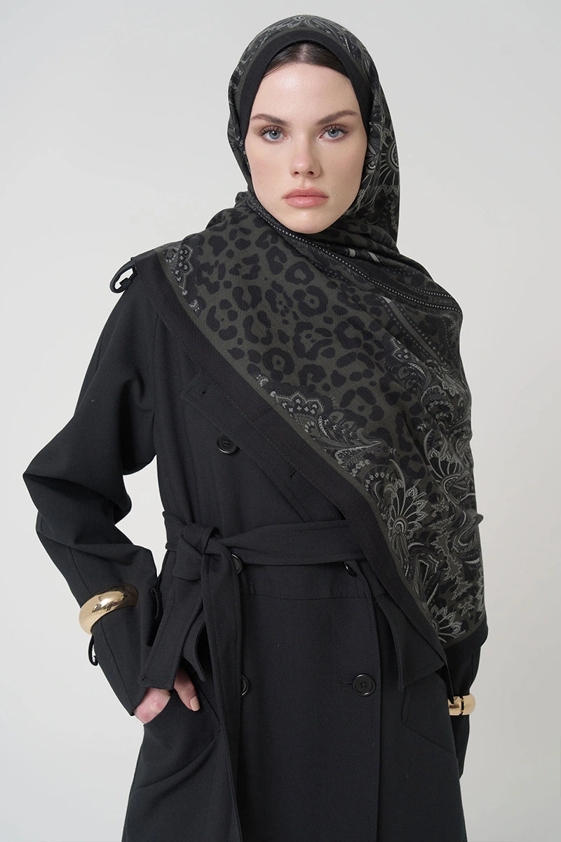 Yün İpek Şal Feline Leopar Desen - Siyah