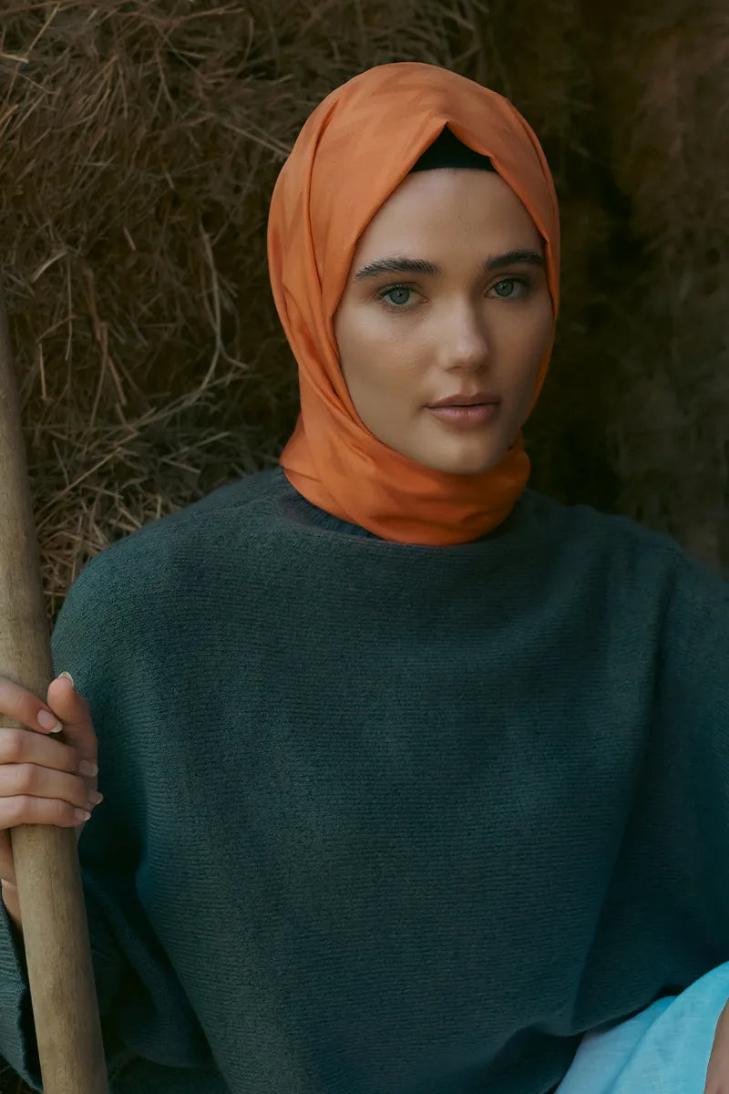 Silky Jacquard Shawl with Zigzag Pattern - Orange