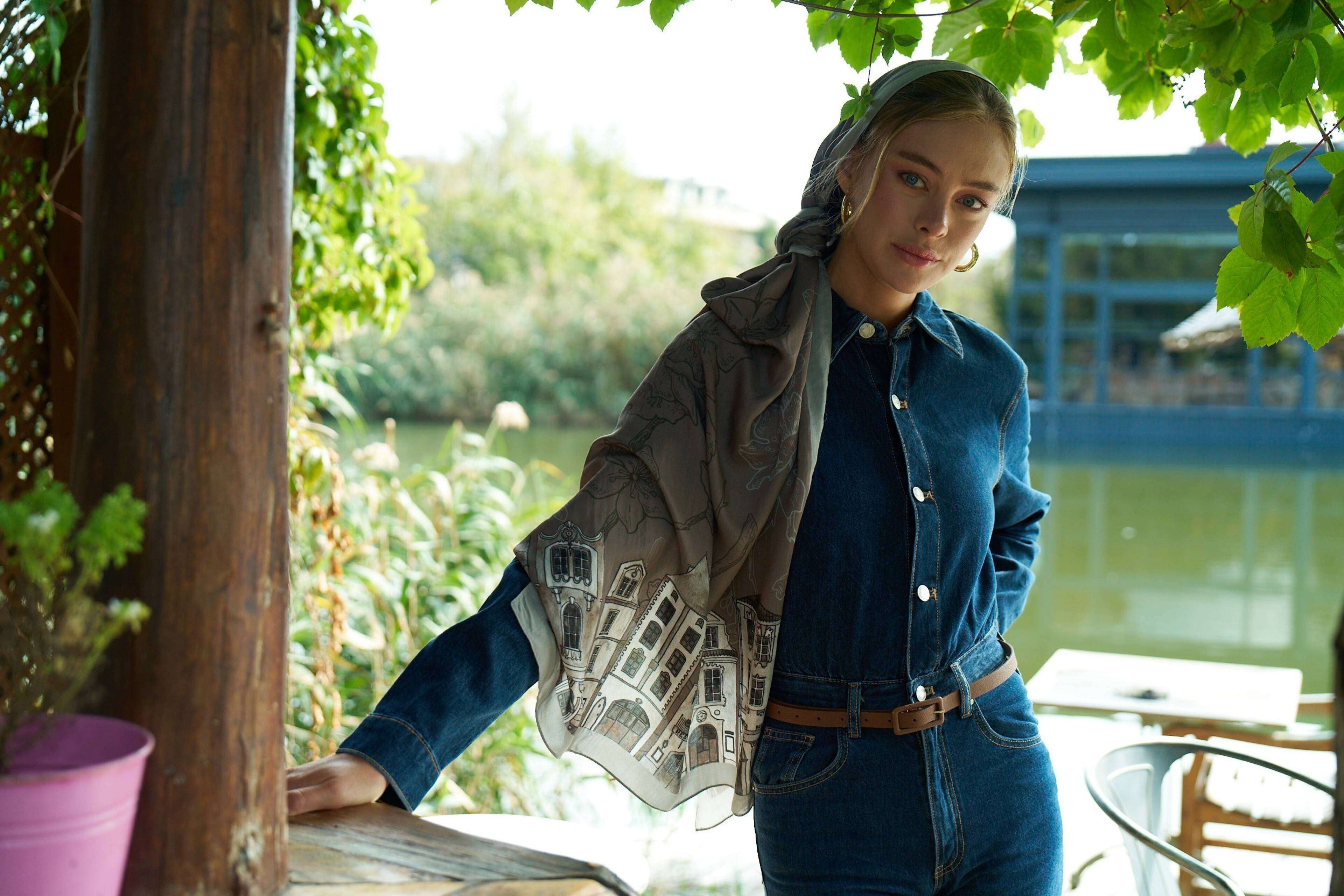 Şal ve Psikolojik Etkiler: Renklerin, Desenlerin ve Kumaşların Ruh Haline Etkisi