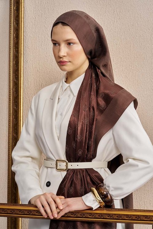 Double-Sided Logo Pattern Shawl - Brown