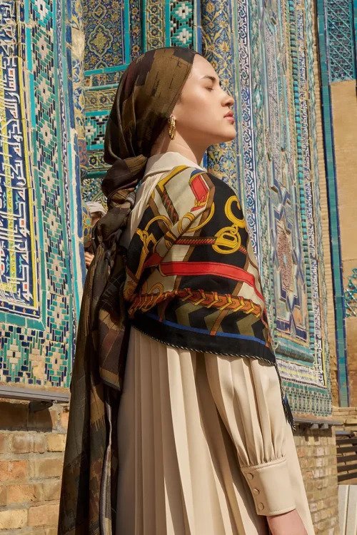 Chain Pattern Wool Silk Shoulder Scarf - Gold