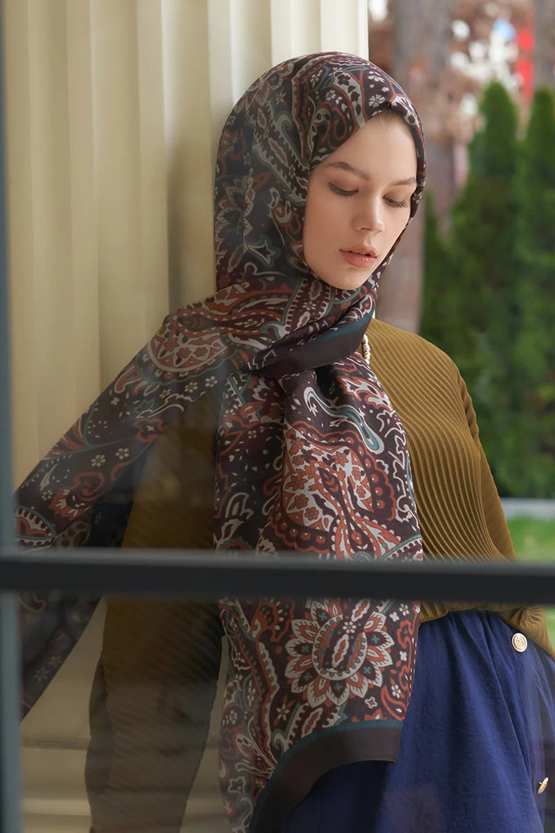 Heritage Visal Shawl - Brown