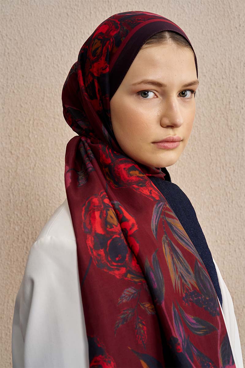 Celebrity Carmina Shawl - Burgundy