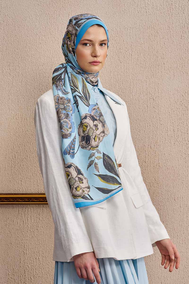 Celebrity Carmina Shawl - Blue