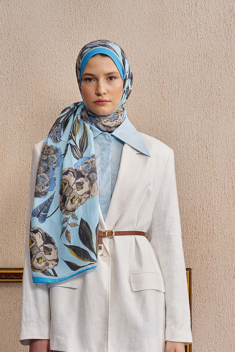 Celebrity Carmina Shawl - Blue