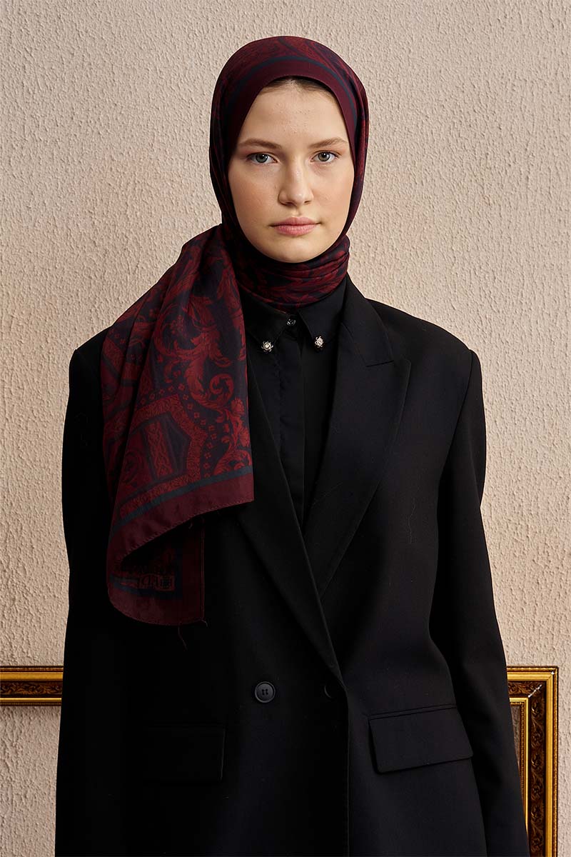 Celebrity Celestial Şal - Kırmızı