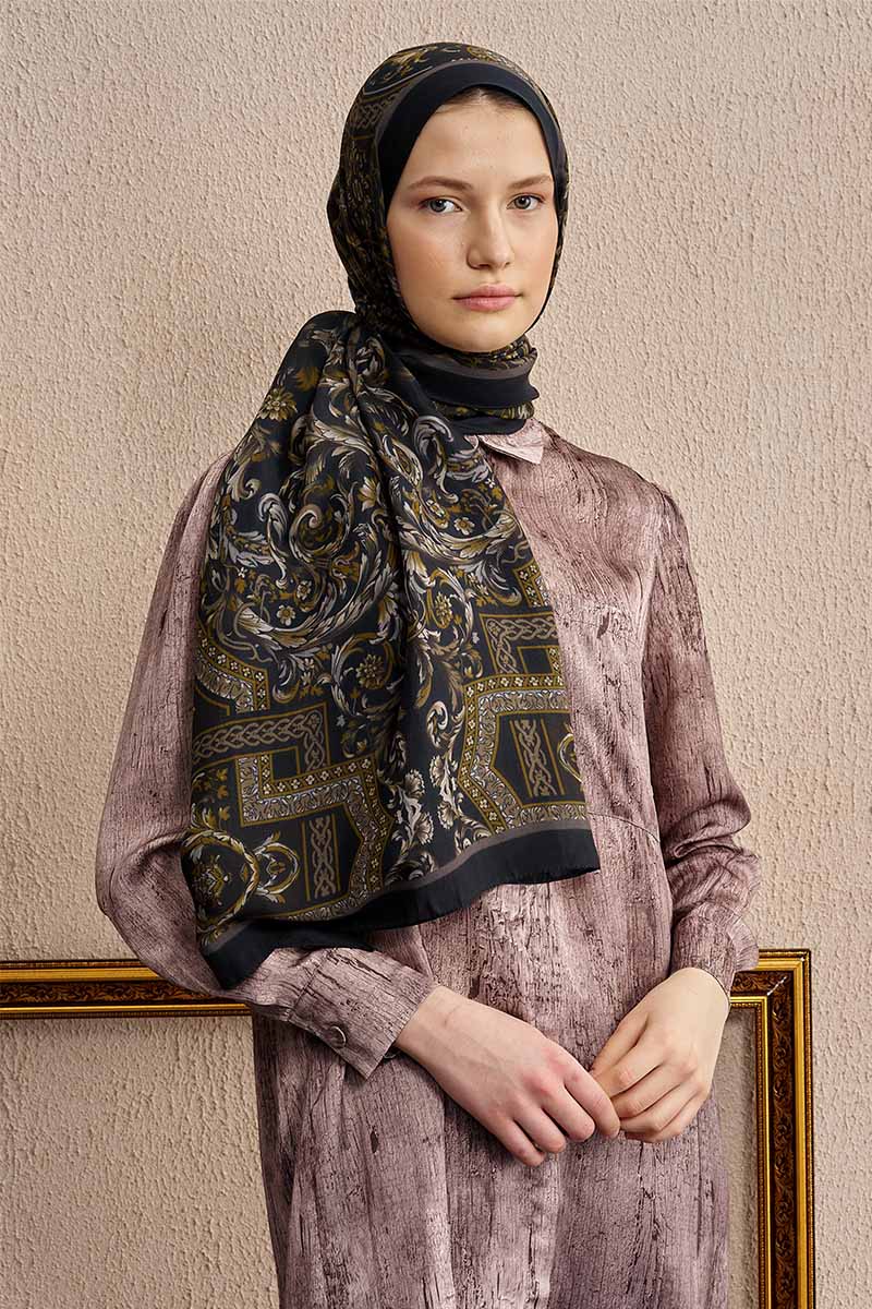 Celebrity Celestial Şal - Siyah / Gold