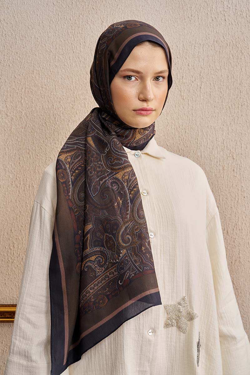 Celebrity Hera Shawl - Mink