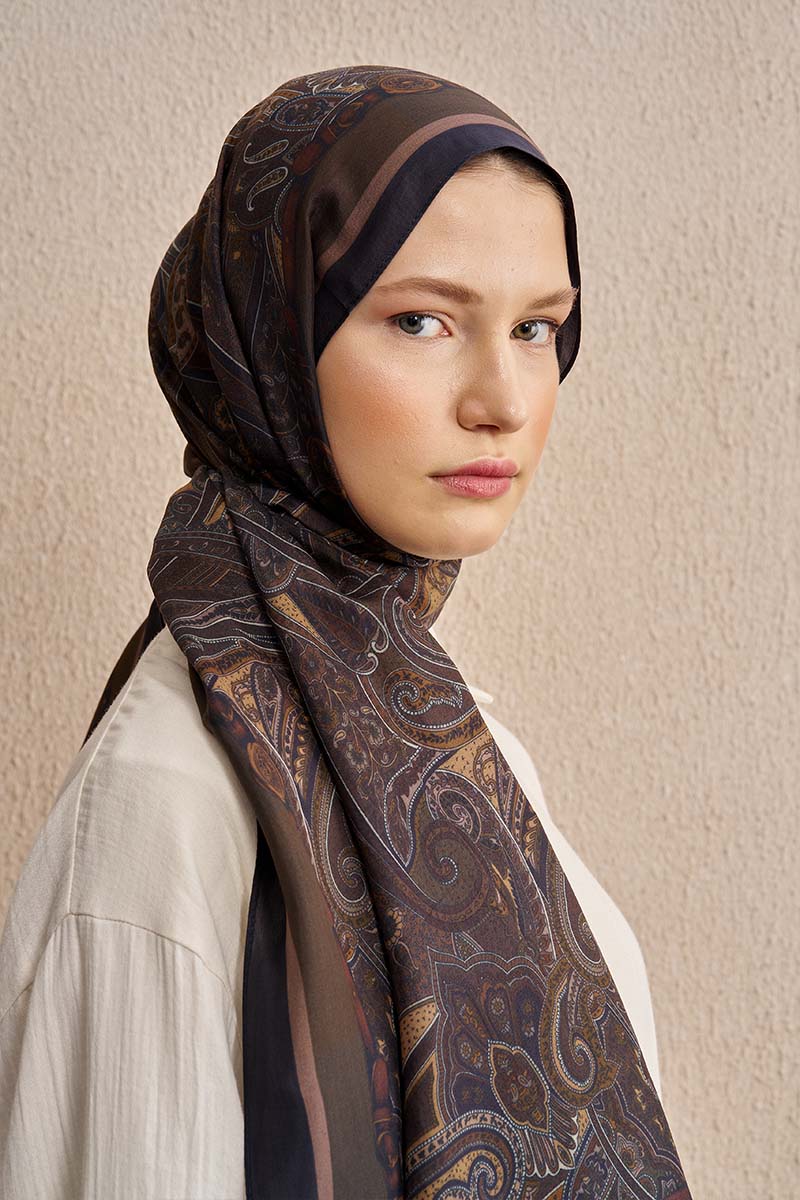 Celebrity Hera Shawl - Mink