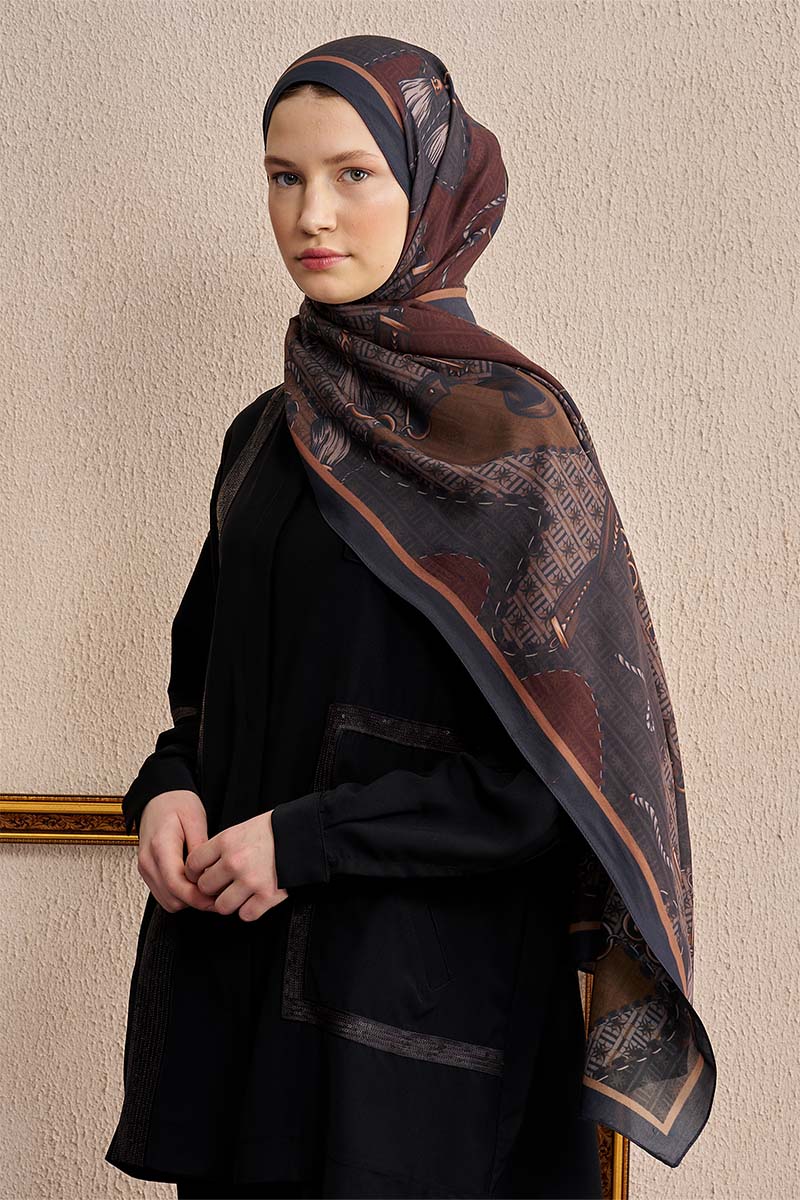 Celebrity Karte Shawl - Bitter Coffee