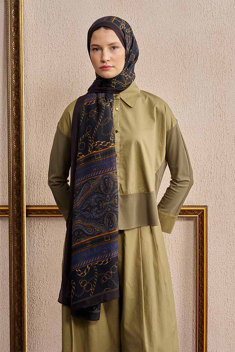 Celebrity Lustre Shawl - Navy Blue