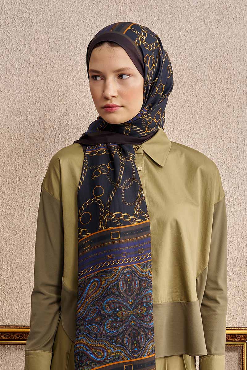 Celebrity Lustre Shawl - Navy Blue