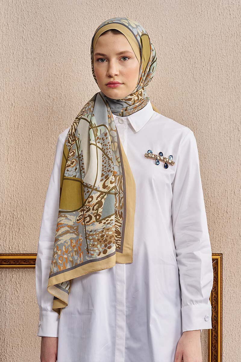 Celebrity Sable Shawl - Beige