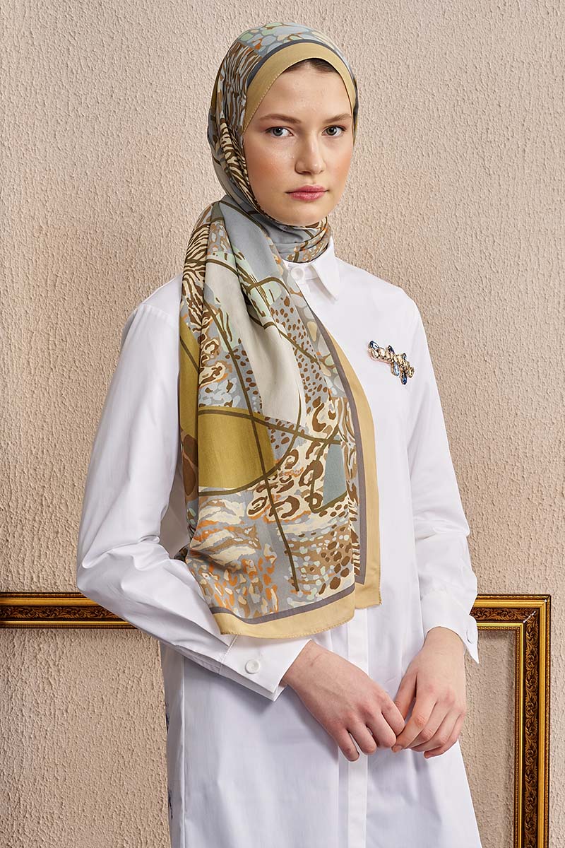 Celebrity Sable Shawl - Beige