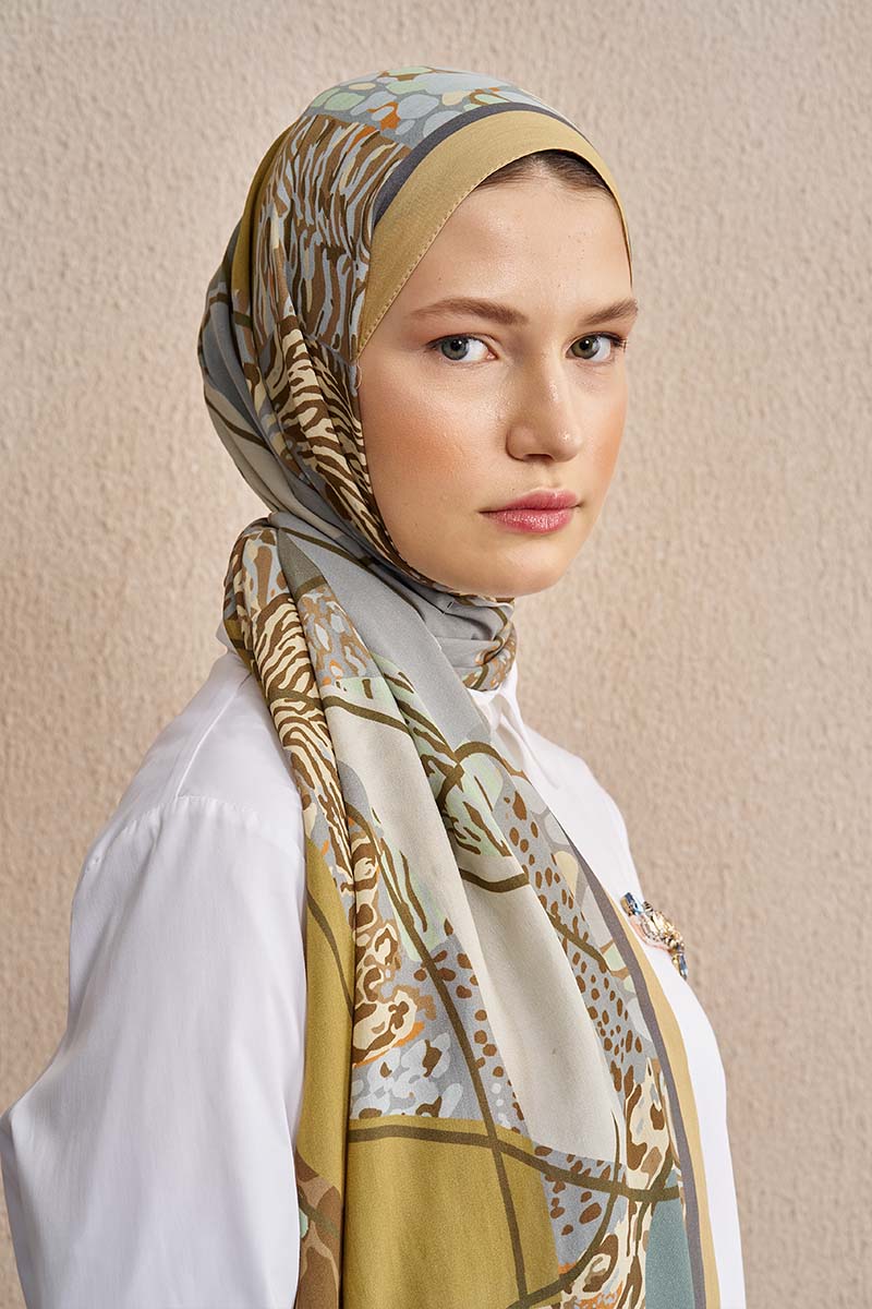 Celebrity Sable Shawl - Beige