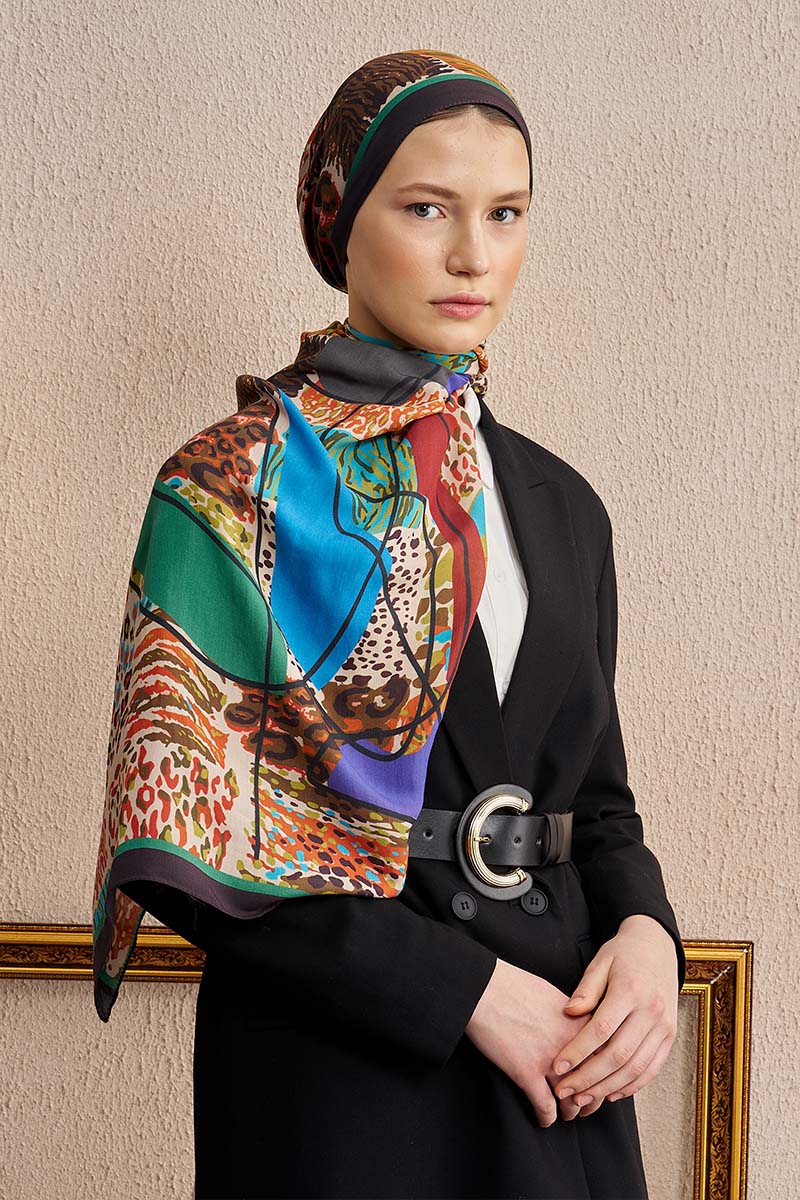 Celebrity Sable Shawl - Burgundy