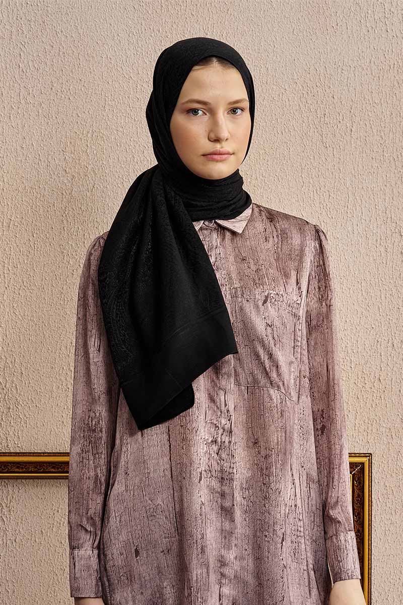 Double-Sided Ethnic Pattern Shawl - Black