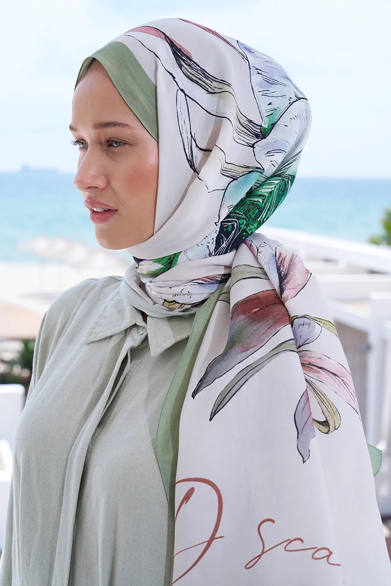 Curated Lilium Shawl - Beige
