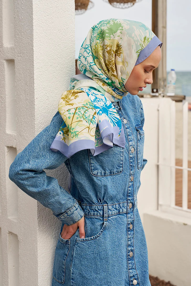 Curated Paradise Shawl - Lilac / Blue