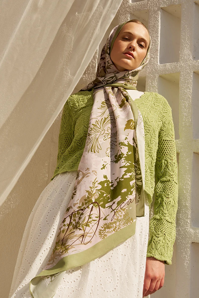 Curated Paradise Shawl - Green