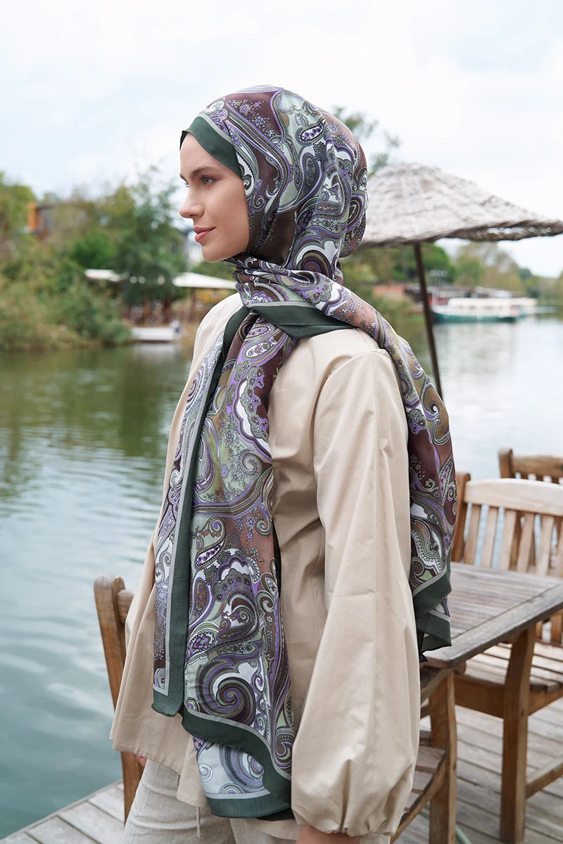 Heritage Gazelle Shawl - Green