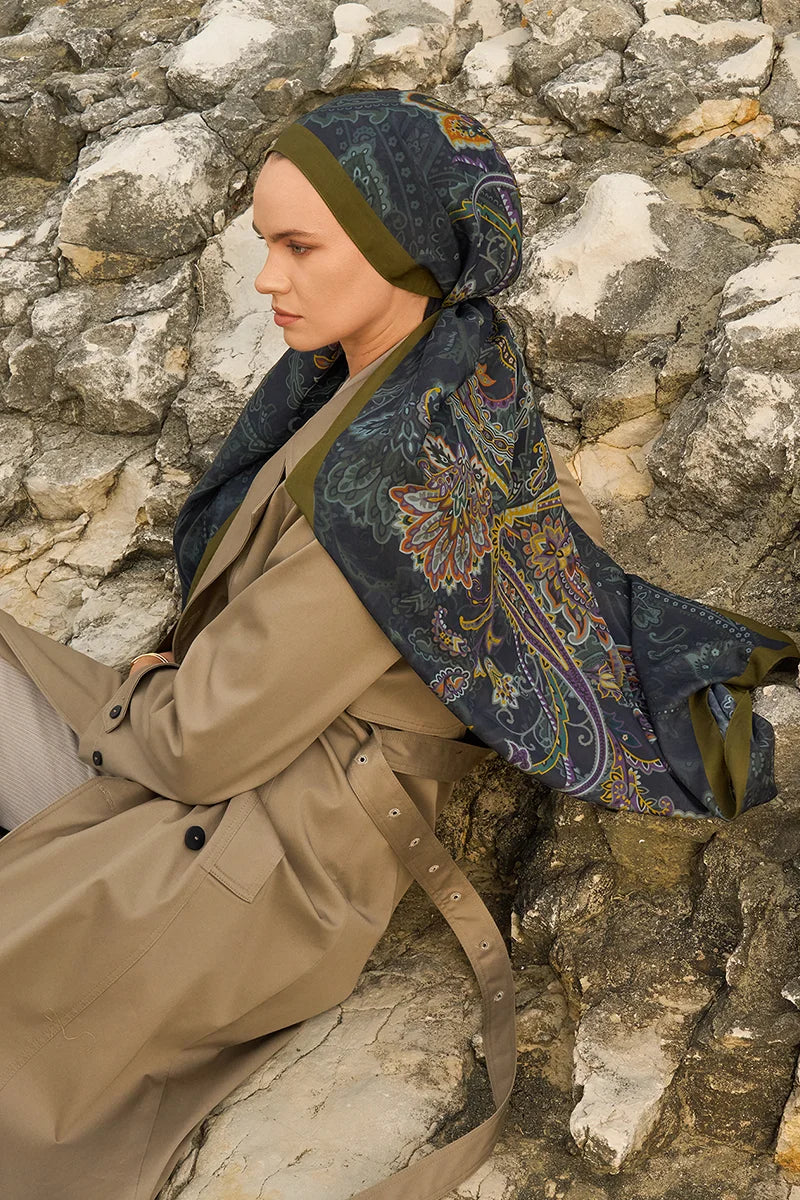 Iconic Collection Meyal - Black