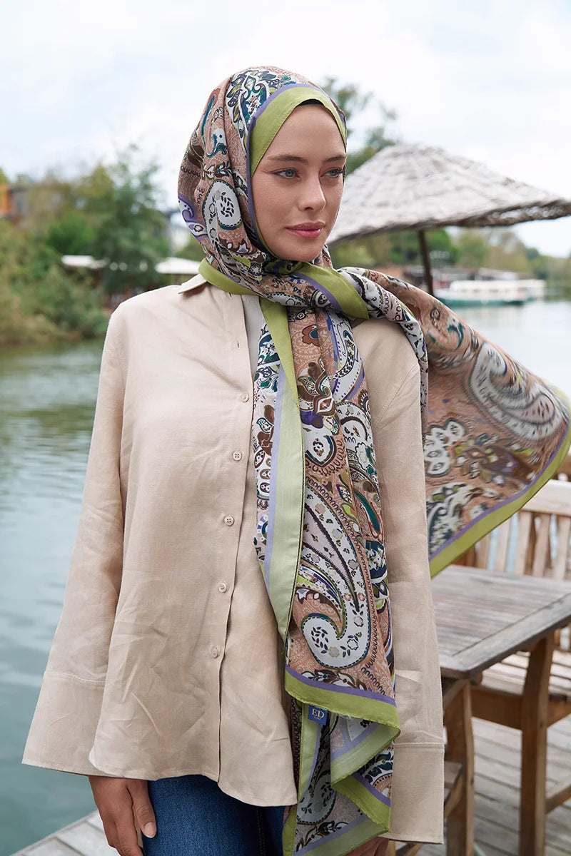 Iconic Collection Vera - Olive Green