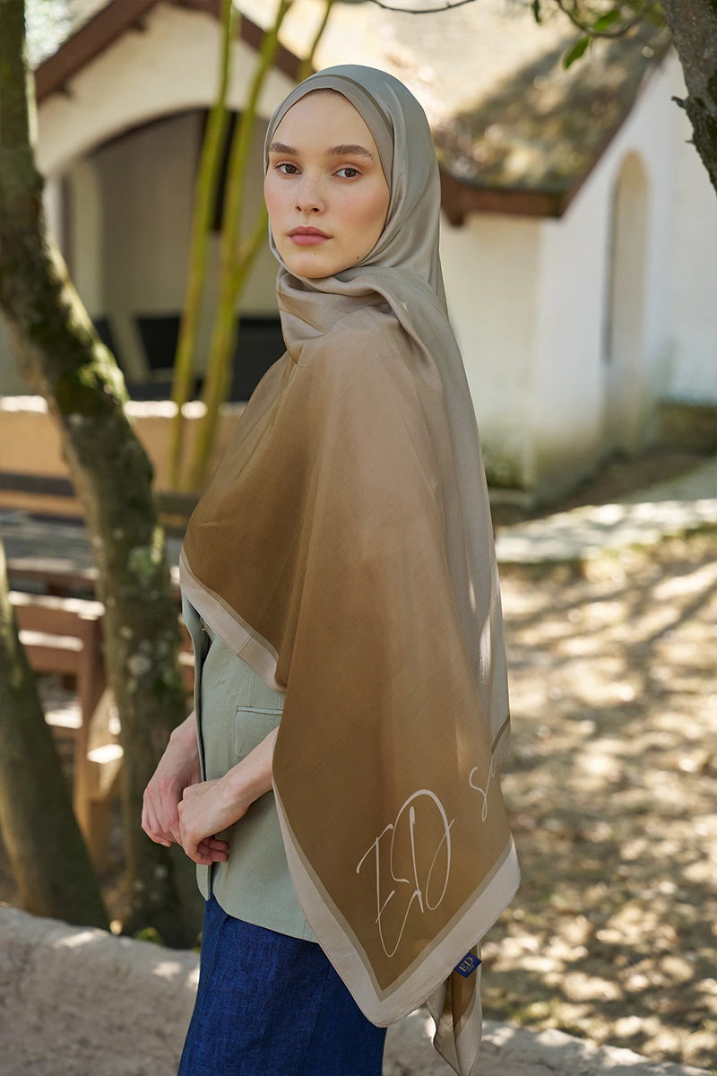 Inspired Gradient Pattern Shawl - Beige