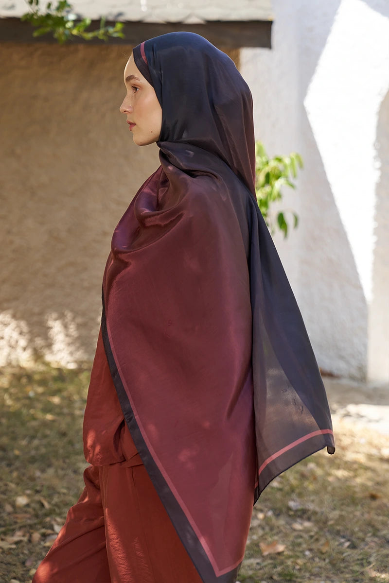 Inspired Gradient Pattern Shawl - Burgundy