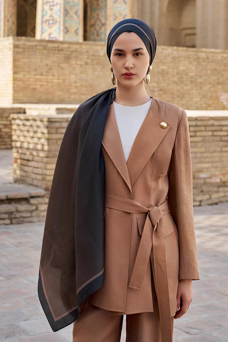 Inspired Gradient Pattern Shawl - Brown