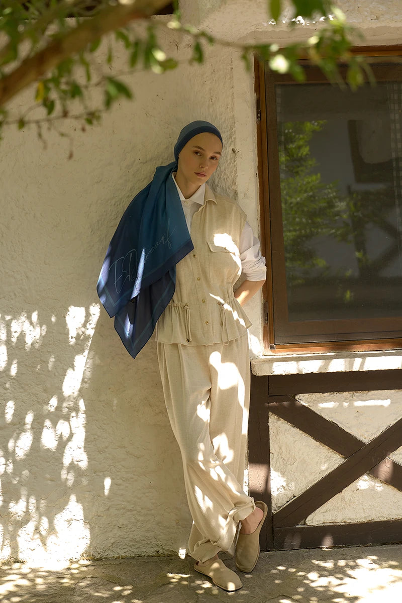 Inspired Gradient Pattern Shawl - Blue