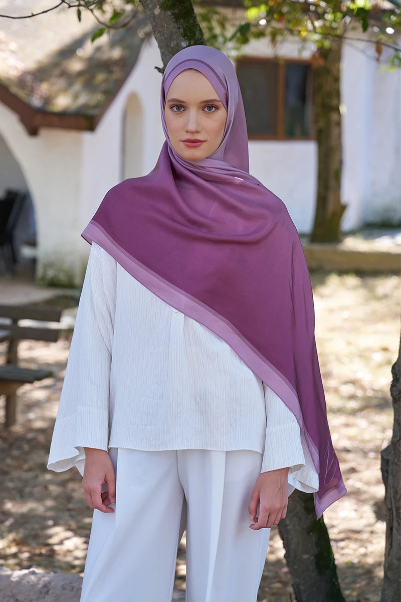 Inspired Gradient Pattern Shawl - Pink