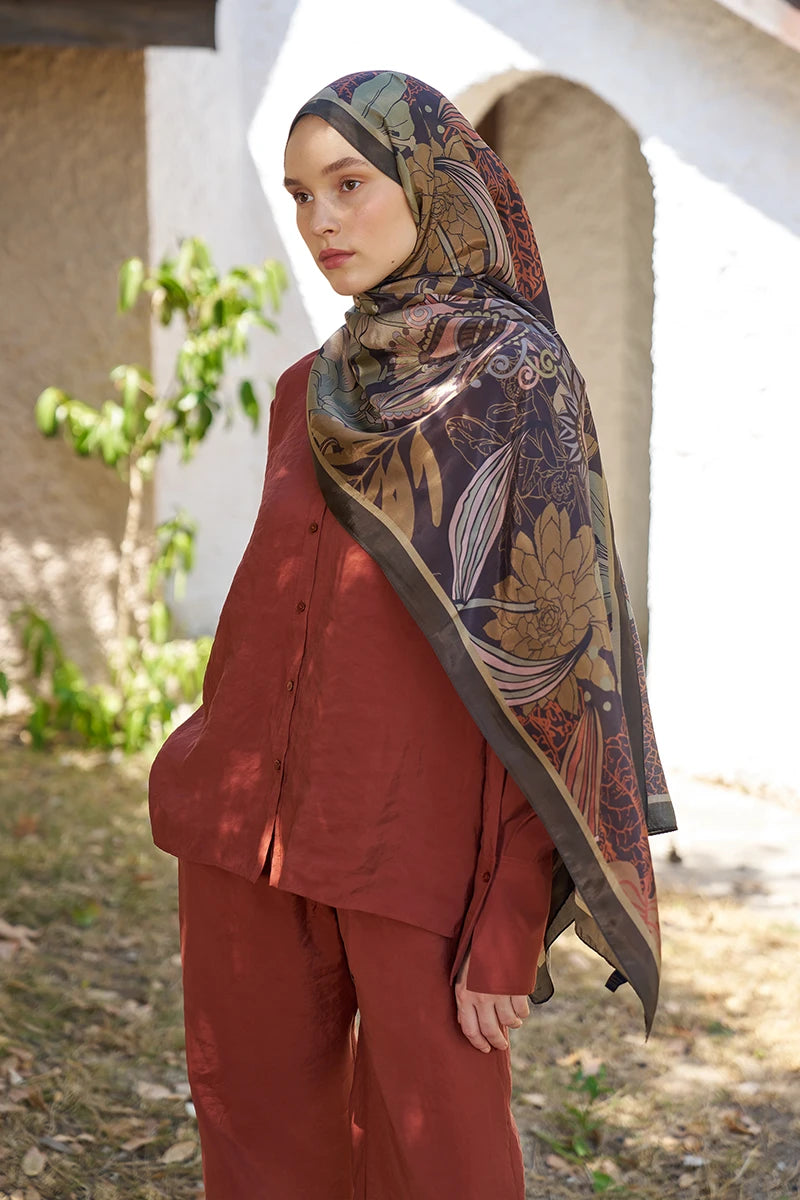 Inspired Fierra Patterned Shawl - Dark Green