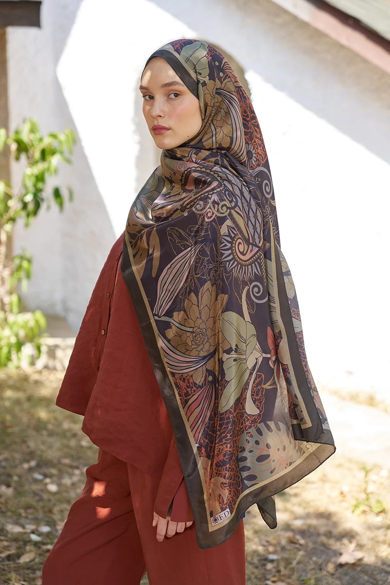 Inspired Fierra Desen Şal - Nefti