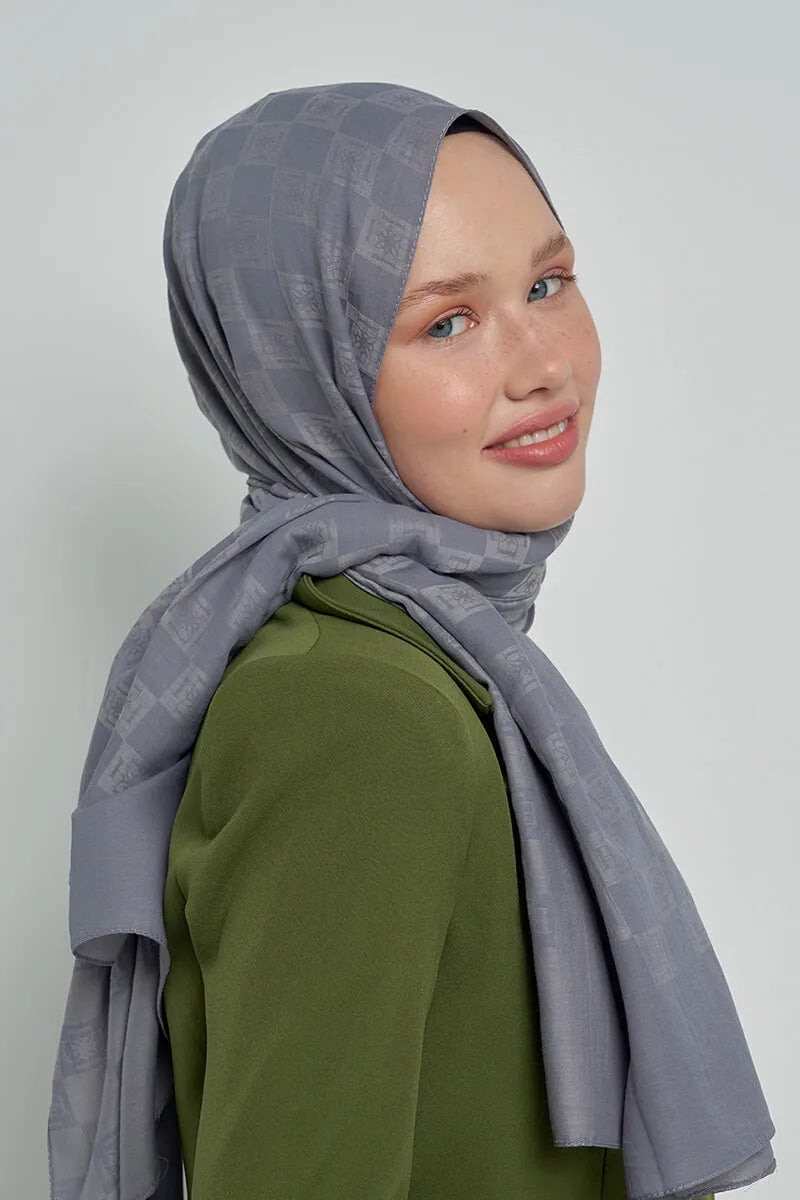 Pamuklu Şal Monogram Desen - Füme