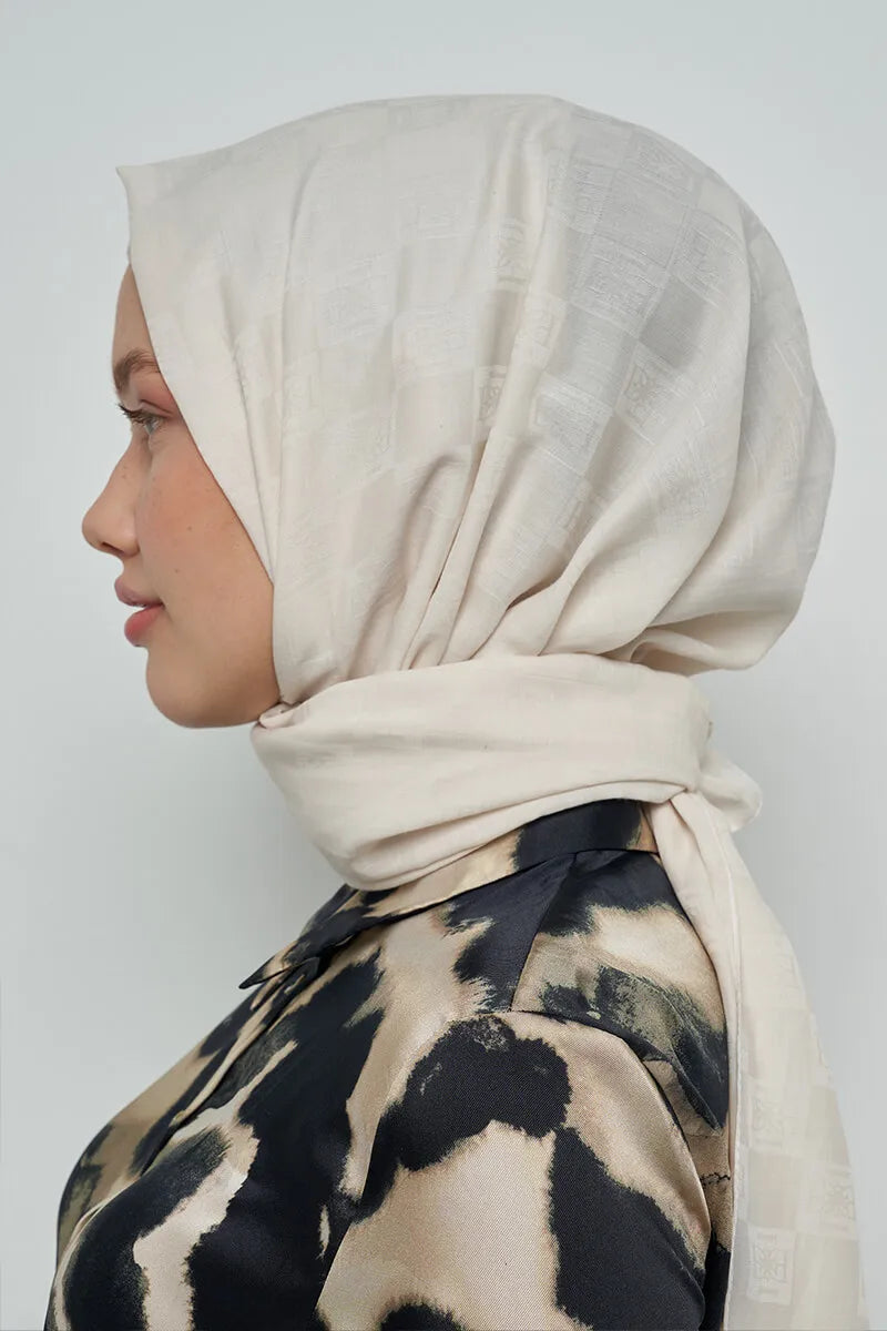 Pamuklu Şal Monogram Desen - Kırık Beyaz