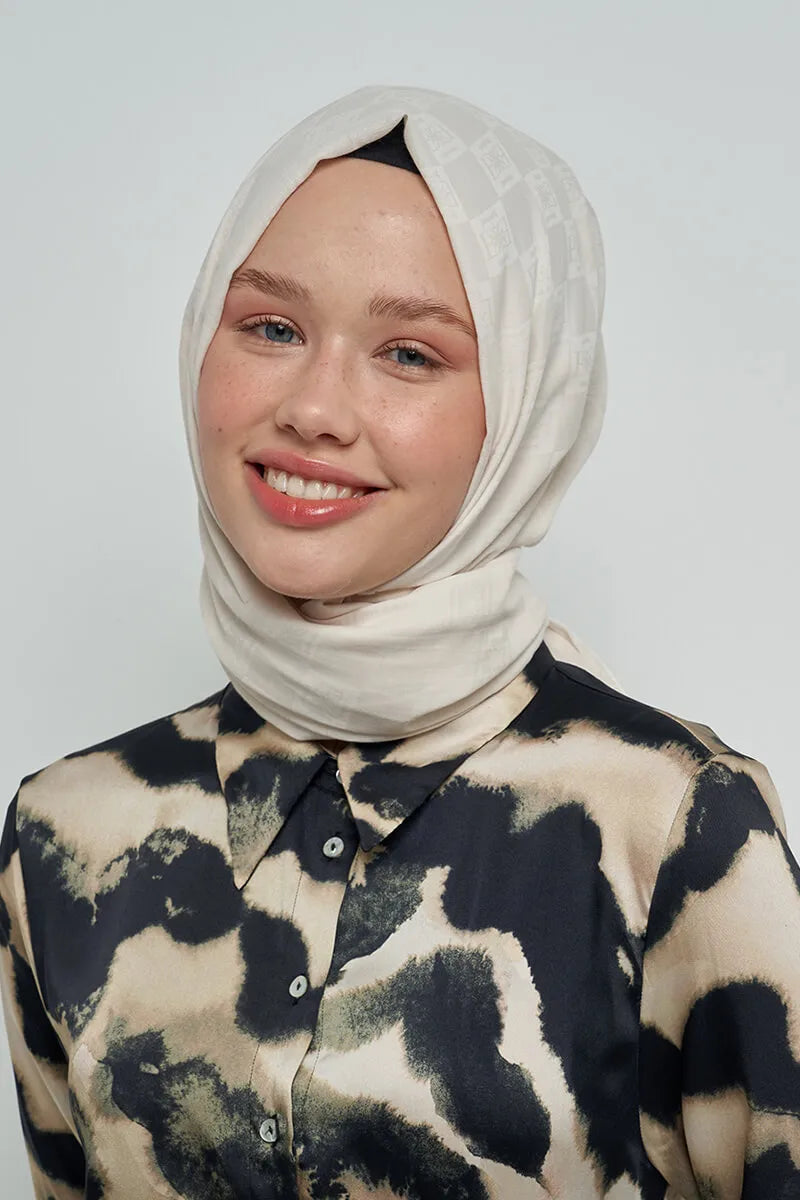 Pamuklu Şal Monogram Desen - Kırık Beyaz