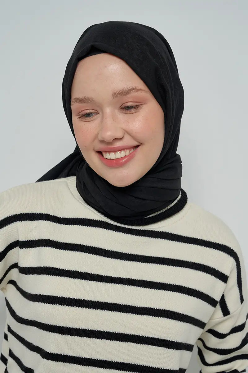 Pamuklu Şal Çiçek Desen - Siyah