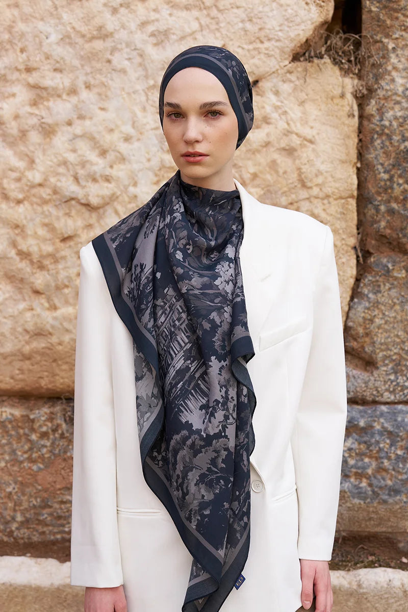 Sunrise Spring Pattern Shawl - Black