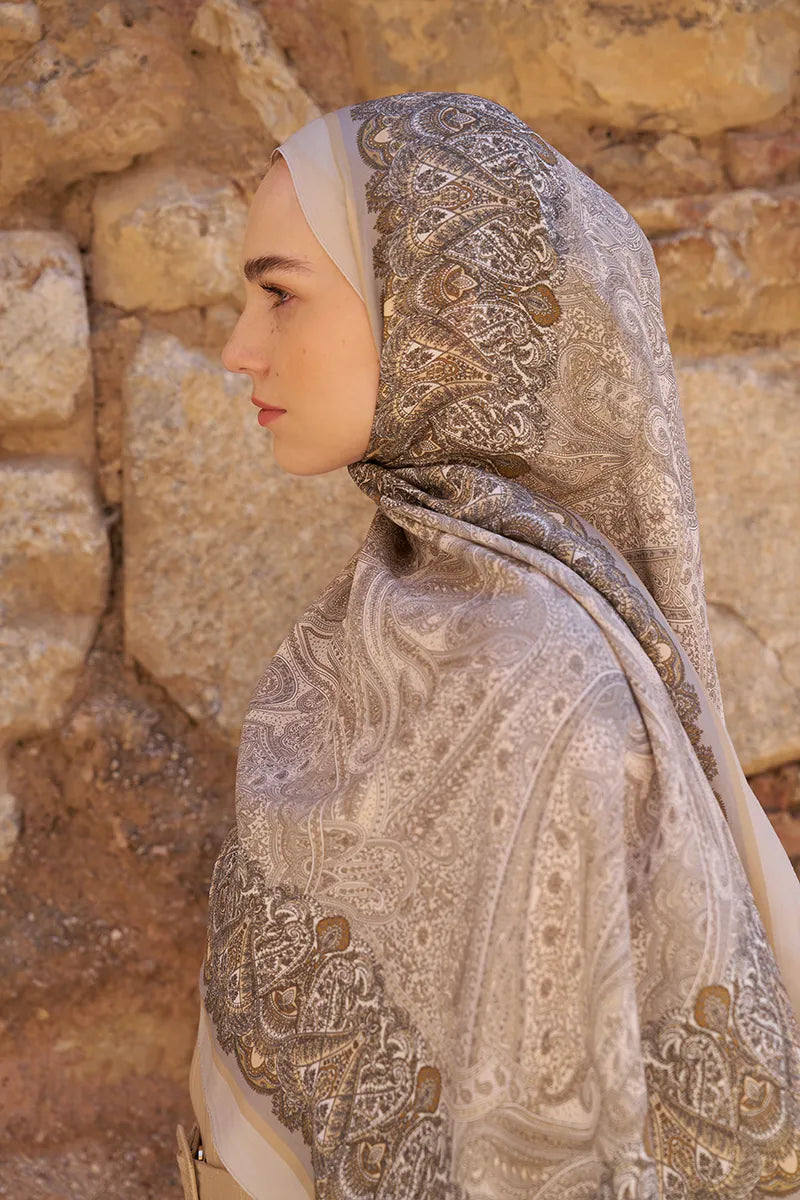 Sunrise Ethnic Pattern Shawl - Beige