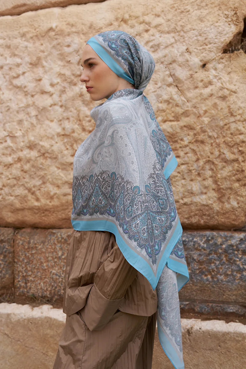 Sunrise Ethnic Pattern Shawl - Blue