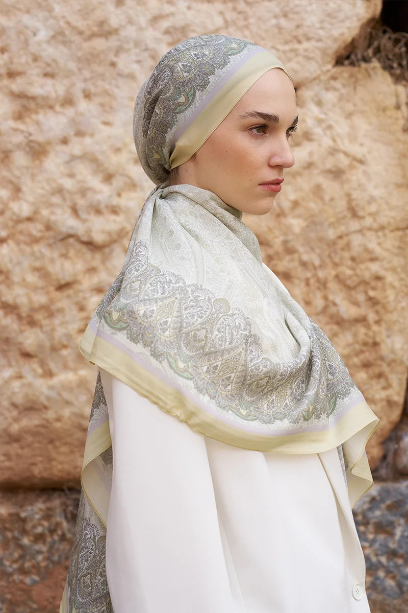 Sunrise Ethnic Pattern Shawl - Yellow