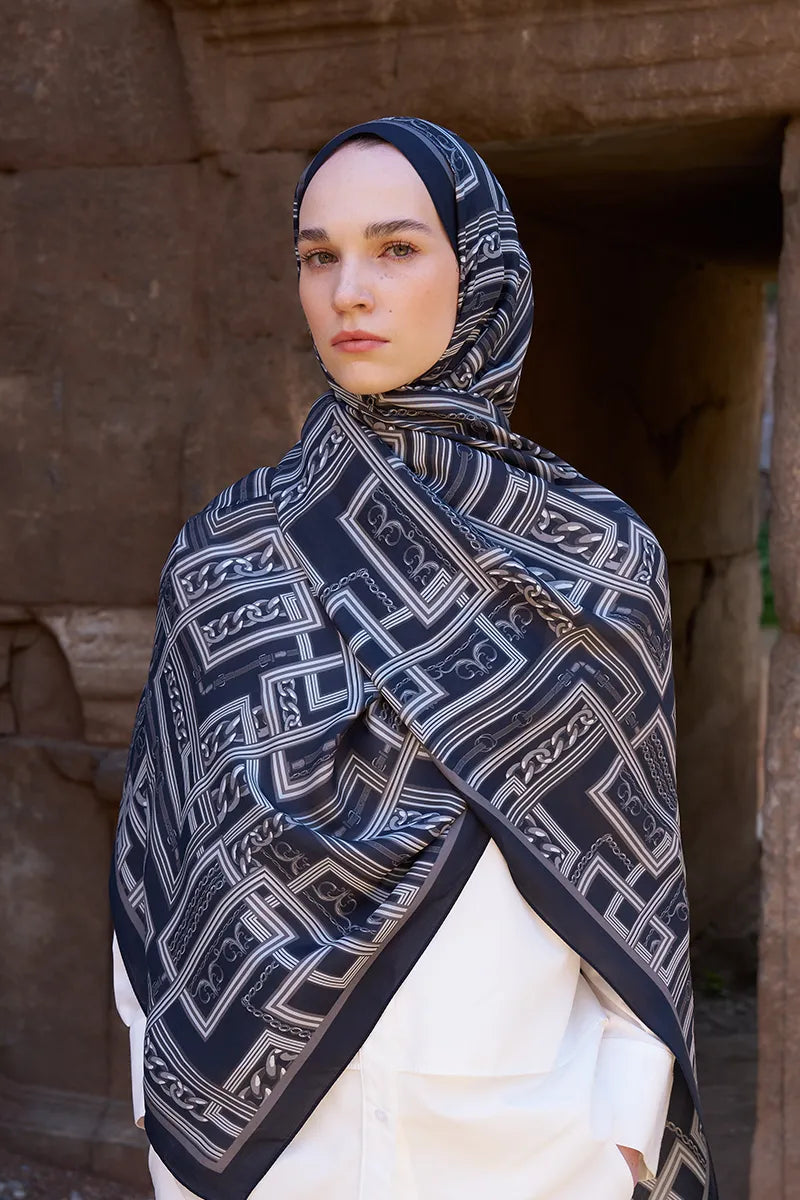 Sunrise Geometric Pattern Shawl - Black