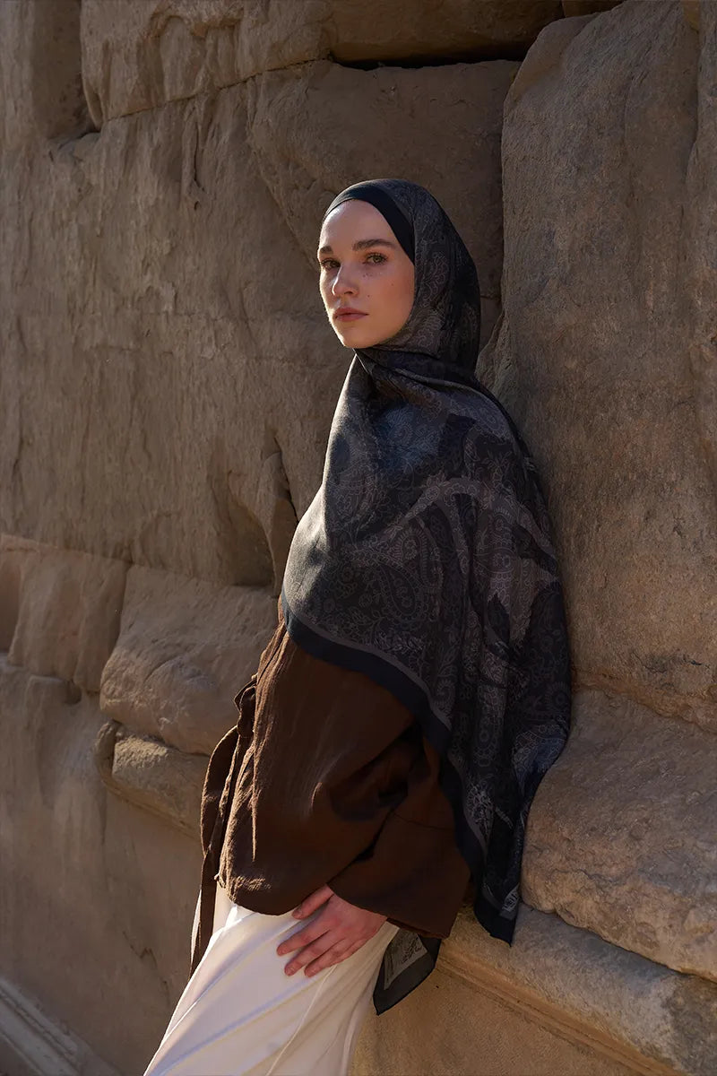 Sunrise Dream Pattern Shawl - Black